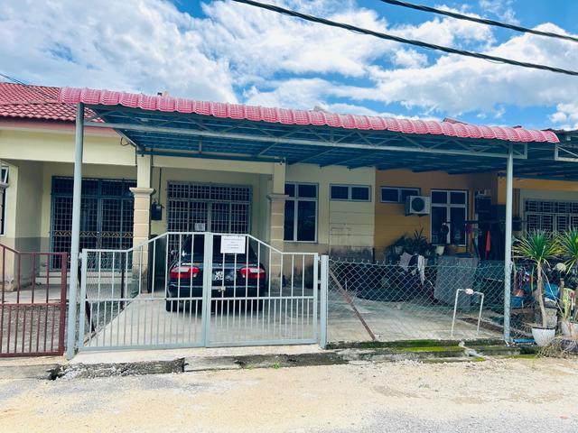 RUMAH TERES DI TAMAN JINTAN GEMILANG KG PADANG SALiM PERINGAT
