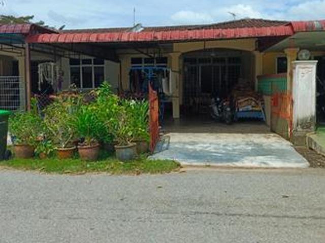 Rumah Teres Di Kawasan StrategikTaman Jati Pekan Baru Kuala Nerang