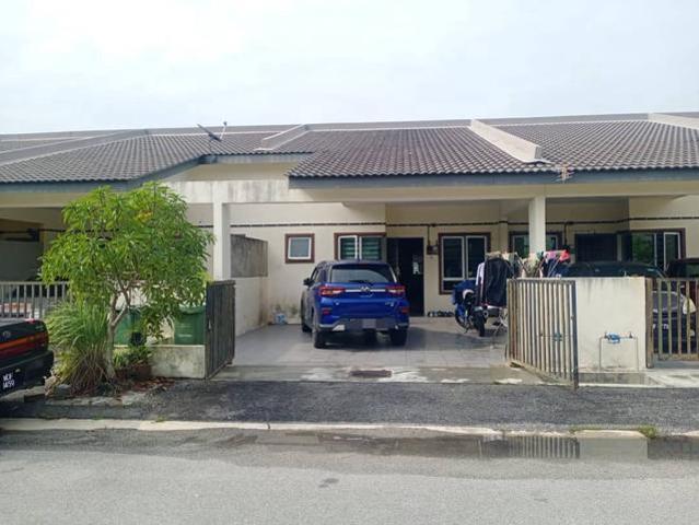 Rumah Teres di Seri Damai Sejahtera