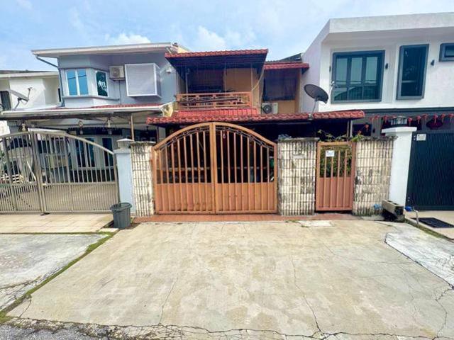 Rumah Teres Dua Tingkat Taman Putra Ampang