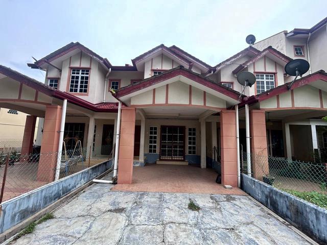 Rumah Teres Dua Tingkat Telipot Kota Bharu