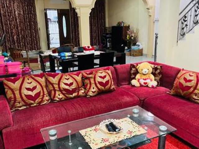Rumah Teres Dua Tingkat Untuk Di Jual