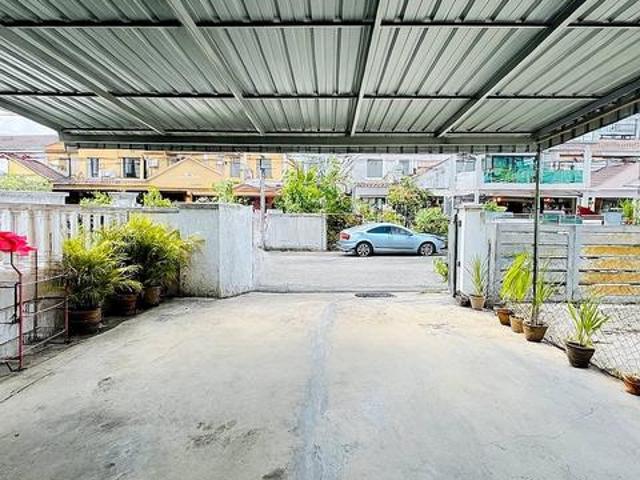 Rumah Teres Dua Tingkat USJ 1 Subang Jaya