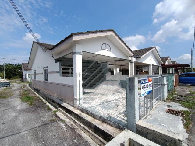 Rumah Teres Jalan Murni 618 taman langat murni bukit changgang