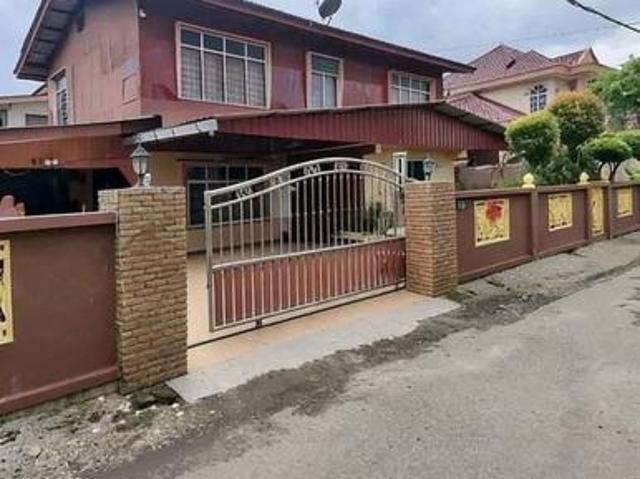 Rumah Teres Kg Dangar