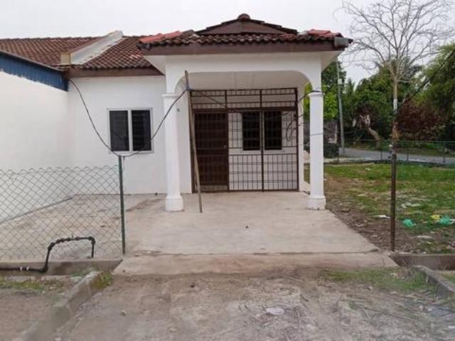 Rumah Teres Luas Taman Lembah Permai