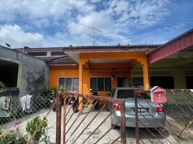 Rumah Teres Murah di Parit Sulong Batu Pahat for Sale Murah