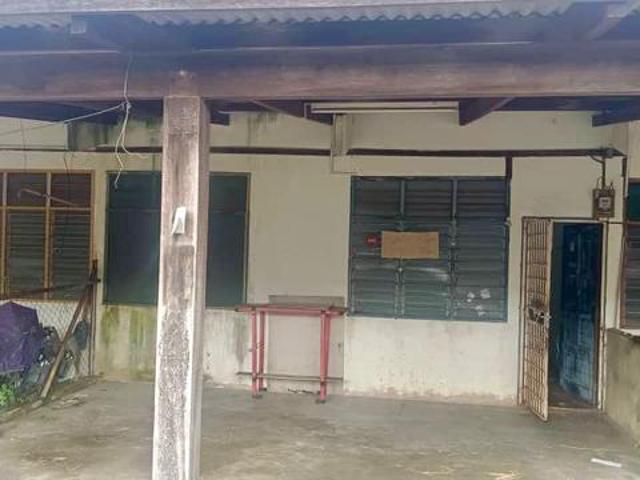 Rumah Teres Satu Tingkat Di Tmn Istiwa Wakaf Tapai Marang Terengganu