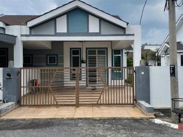 Rumah Teres Satu Tingkat Taman Sri Bahagia Teluk Intan Perak