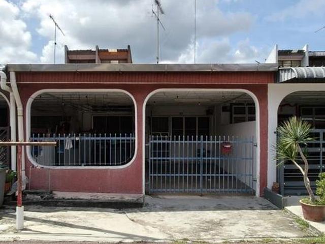 Rumah teres setingkat 20x70 untuk dijual di taman indah JayaKluang