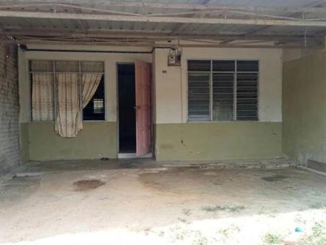 Rumah Teres Setingkat
