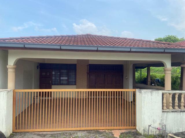 Rumah Teres Setingkat Corner Lot Bukit Sekilau Kuantan