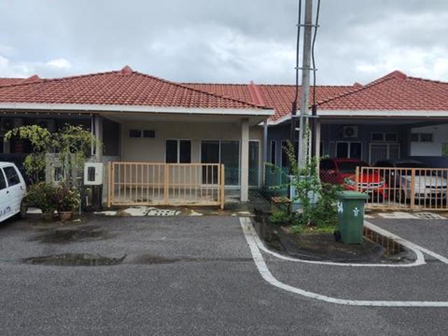 Rumah Teres Setingkat di Borneo Samariang Garden untuk dijual