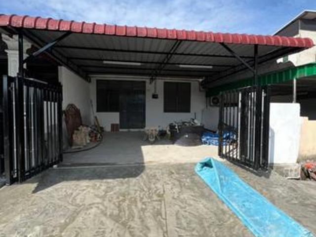 Rumah Teres Setingkat Di Taman Kelisa Ria Untuk Dijual