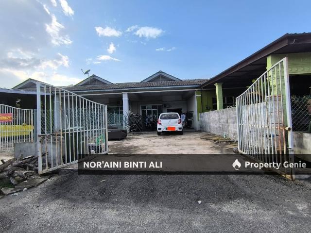 Rumah TERES SETINGKAT DI TAMAN SERI DAMAI BARU, batu 8 kuantan, pahang