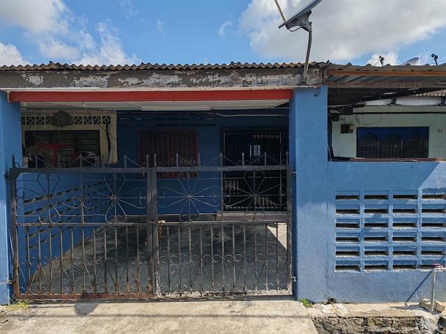Rumah Teres Setingkat di Taman TAS Kuantan untuk di jual