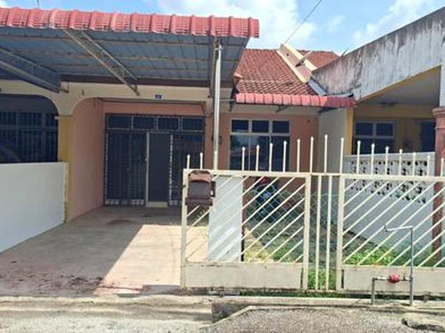 Rumah Teres Setingkat Kos Sederhana Taman Sayang Changlun Tanah Luas