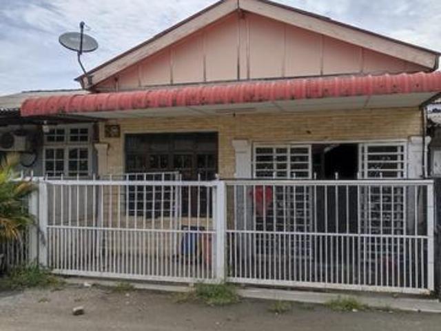 Rumah Teres Setingkat MRSM PC KB