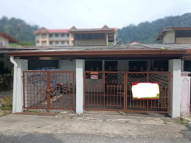 RUMAH TERES SETINGKAT SEMAMBU Murah