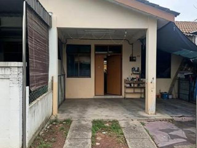 Rumah teres setingkat sg petani untuk dijual