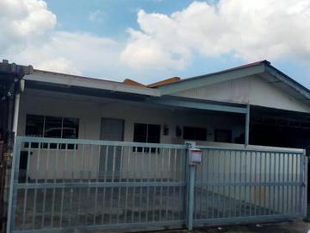 Rumah Teres Setingkat Taman Alamanda untuk DIJUAL
