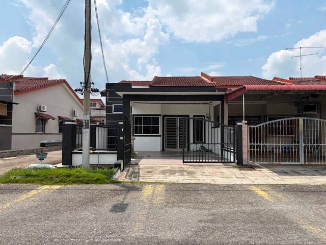 Rumah Teres Setingkat Taman Seri Impian Kluang Johor