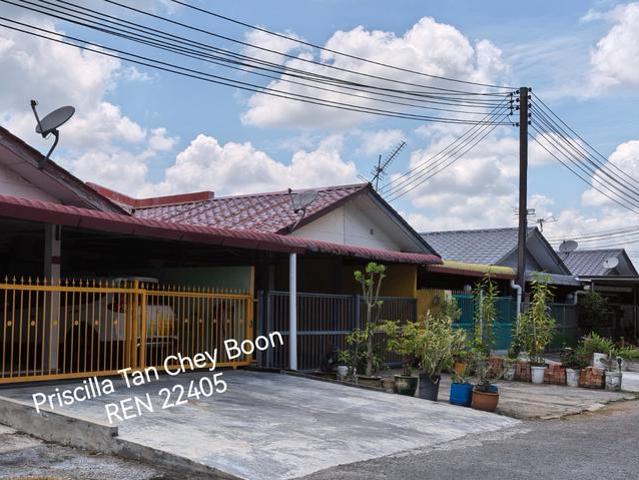 Rumah teres setingkat tepi jenis besar Duranda Emas Siburan Batu 18