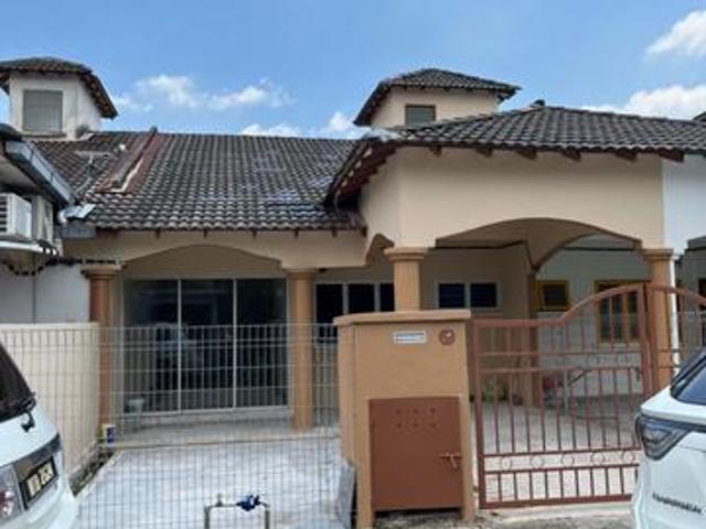 Rumah Teres Setingkat untuk dijual di Kapar Harga rendah