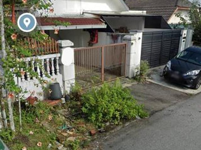 Rumah Teres Setingkat Untuk Dijual di Taman Universiti