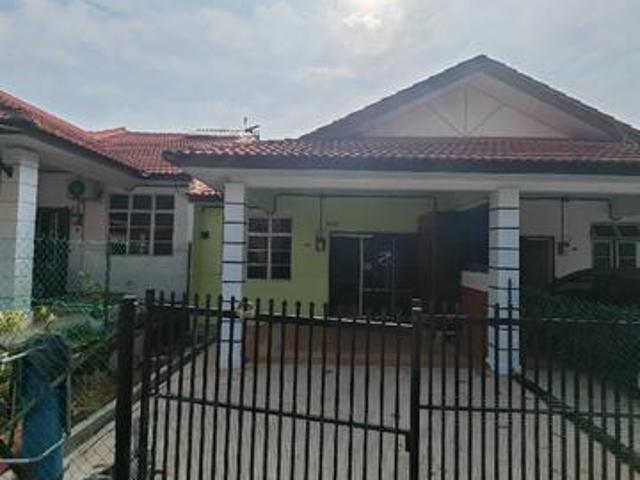 Rumah Teres Setingkat Untuk Dijual Taman Merpati Putih Durian Tungg