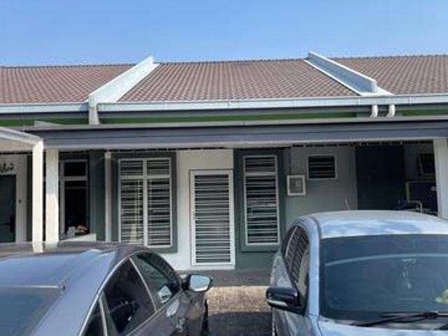 Rumah Teres Setingkat Untuk Disewa KITA MEKAR CYBERSOUTH