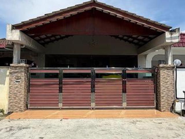 RUMAH Teres Skudai single storey houseJalan Hang Kasturi