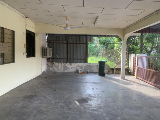 Rumah Terrance Single Storey End Lot
