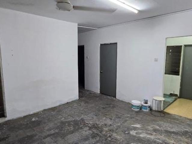 RUMAH TINGKAT 2Flat Sri Indah Lestari Perdana Seri Kembangan
