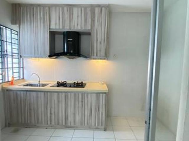 Rumah Townhouse Pearl Villa Bandar Saujana Putra Tingkat Atas
