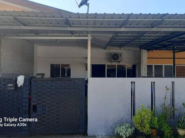 rumah untuk dijual