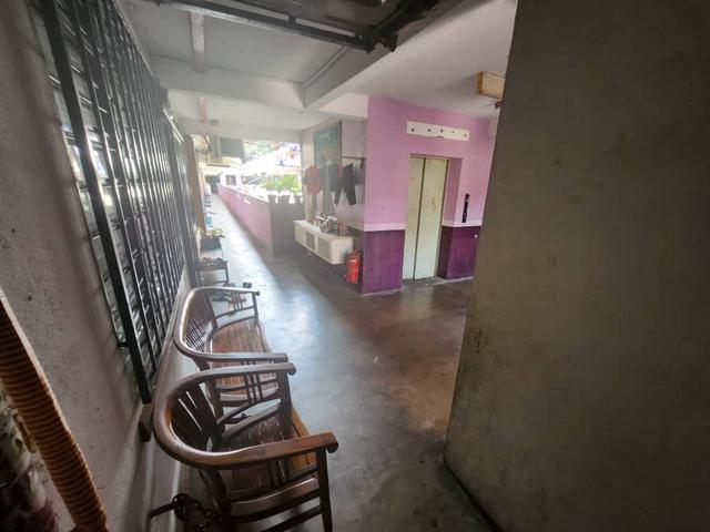 Rumah untuk Dijual Flat Desa Mentari Taman Medan Petaling Jaya