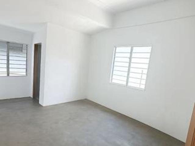 Rumah Untuk Dijual Jalan Tas 9