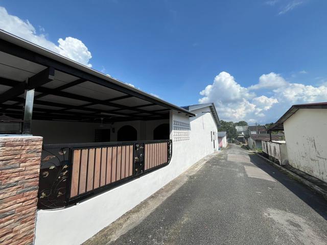 RUMAH UNTUK DISEWA Taman Dawani SENAI kemasukan bulan Ogos