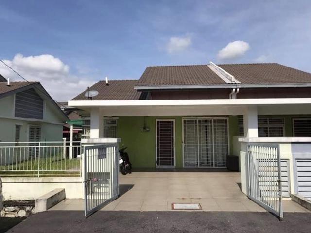 Rumah Untuk Disewa Taman Mawar PerdanaBandar Baru Salak TinggiSepang