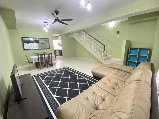 RUMAH UTK DISEWA Taman Bukit Dahlia Pasir Gudang