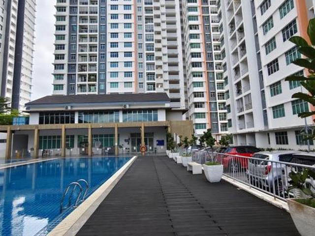 Rumah view pool Freehold di Ipoh tingkat rendah