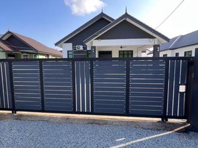 Rumah Banglow untuk di jual Tanah Luas Direct Owner Turun harga