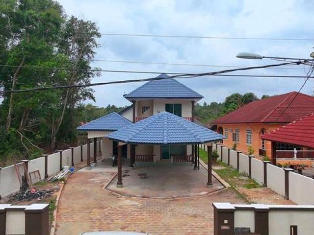 Rumah Banglo 1 12 Tingkat di Taman Fikri Chukai