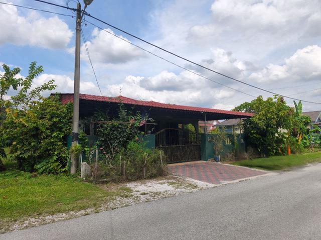 Rumah BANGLO 1 tingkat Simpang Pulai Ipoh Perak