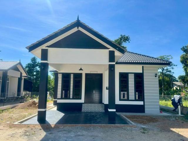 Rumah Banglo 1Tingkat Untuk Jual Kg Kubang Kiat Kadok