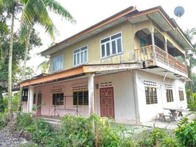 Rumah Banglo 2 Tingkat Gelugor Kedai Kuala Terengganu