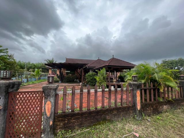 Rumah Banglo Ala Resort atas Sebidang Tanah di Setiu Terengganu