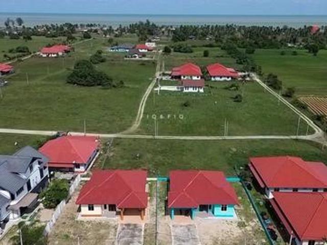 Rumah Banglo Dekat Dengan Pantai Senak Bachok Kelantan