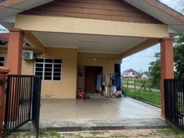 Rumah Banglo di Seroja Binjai 4 Bilik 2 Bilik Air Bebas Banjir